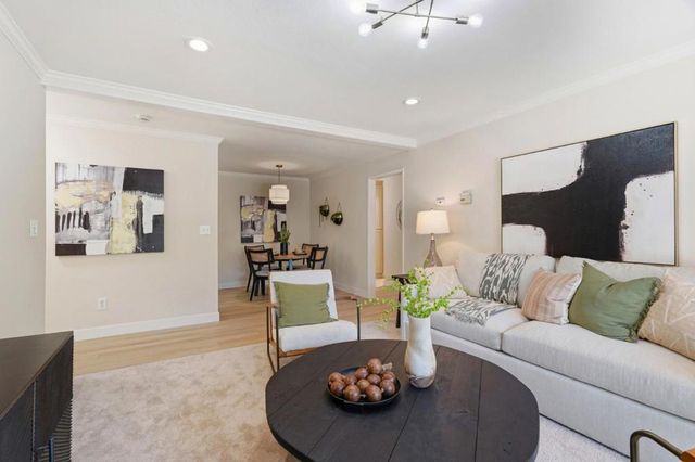 292 Tradewinds Drive 4, San Jose, CA 95123