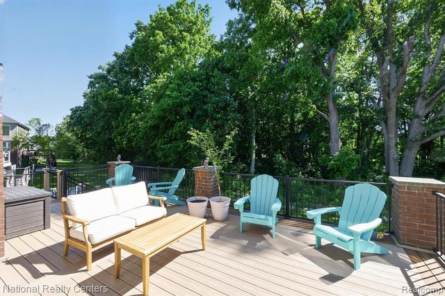 58160 International Drive, South Lyon, MI 48178