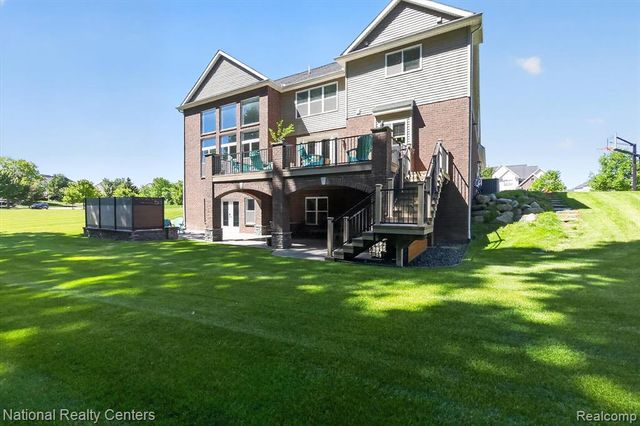 58160 International Drive, South Lyon, MI 48178