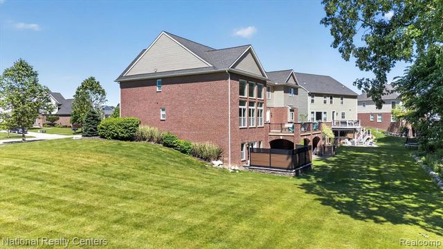 58160 International Drive, South Lyon, MI 48178