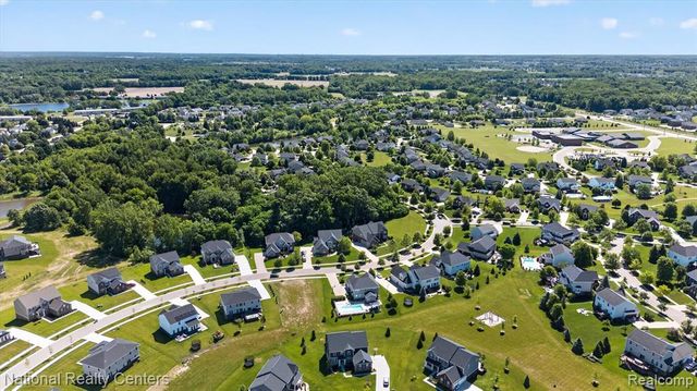 58160 International Drive, South Lyon, MI 48178