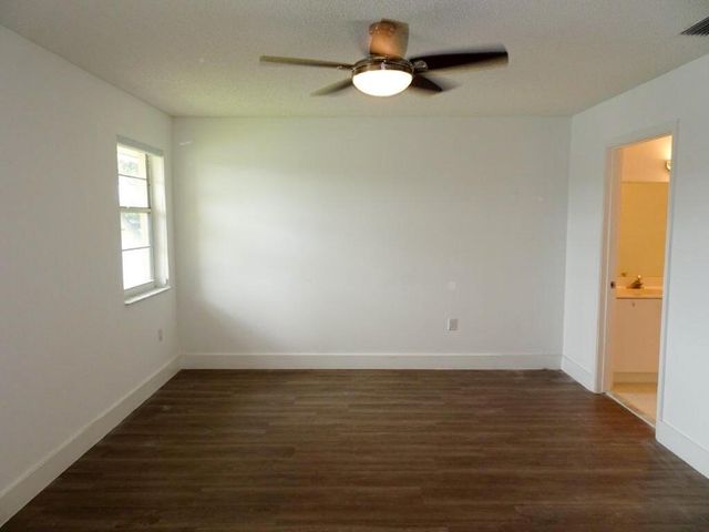 9637 Shadybrook Drive 201, Boynton Beach, FL 33437