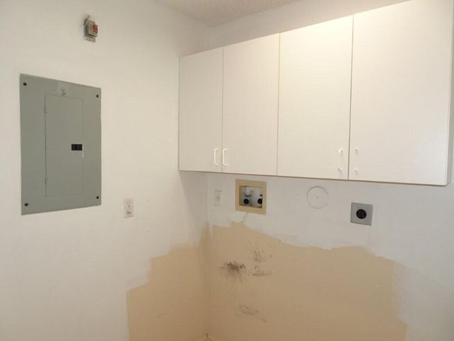 9637 Shadybrook Drive 201, Boynton Beach, FL 33437