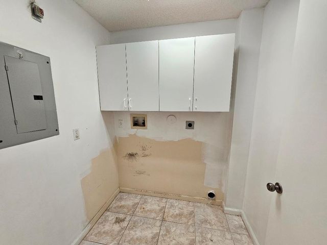 9637 Shadybrook Drive 201, Boynton Beach, FL 33437