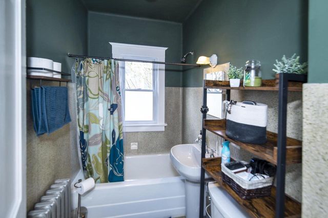 1810 Astor STREET, Milwaukee, WI 53202