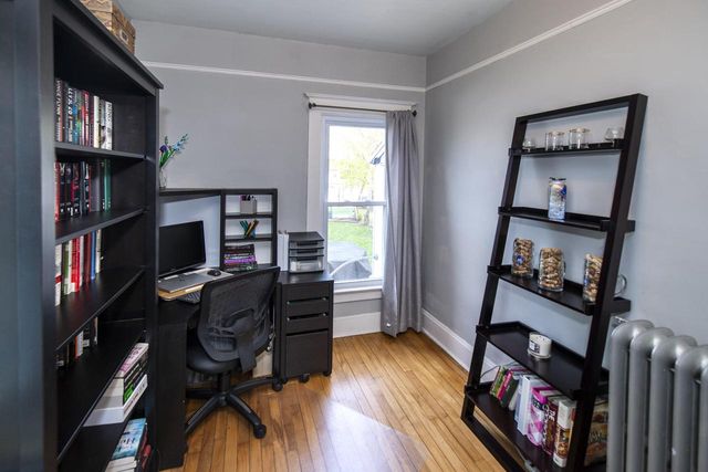 1810 Astor STREET, Milwaukee, WI 53202