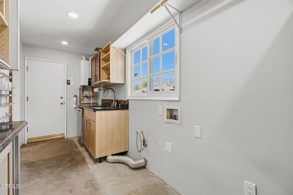 Image 45 of property listing at 958 Hugo Reid Drive, Arcadia, CA 91007