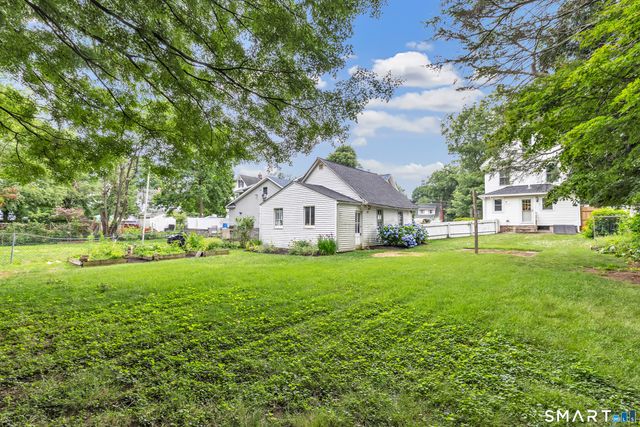 1326 Huntington Road, Stratford, CT 06614