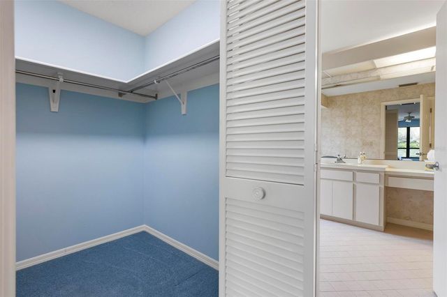 3920 WILSHIRE COURT 80, Sarasota, FL 34238