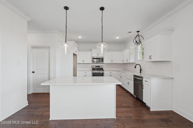 2255 Livingston Way, Hernando, MS 38632