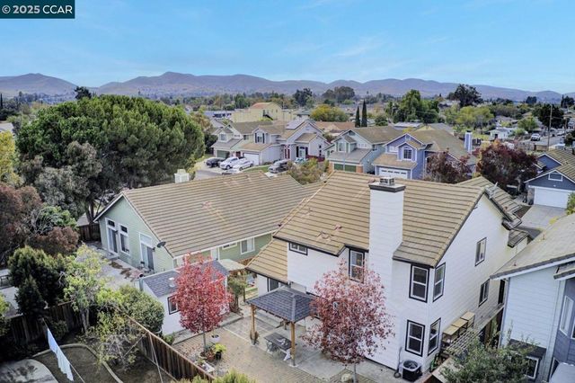 2132 Rain Drop Cir, Pittsburg, CA 94565