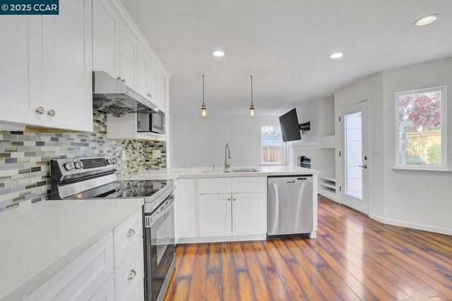 2132 Rain Drop Cir, Pittsburg, CA 94565