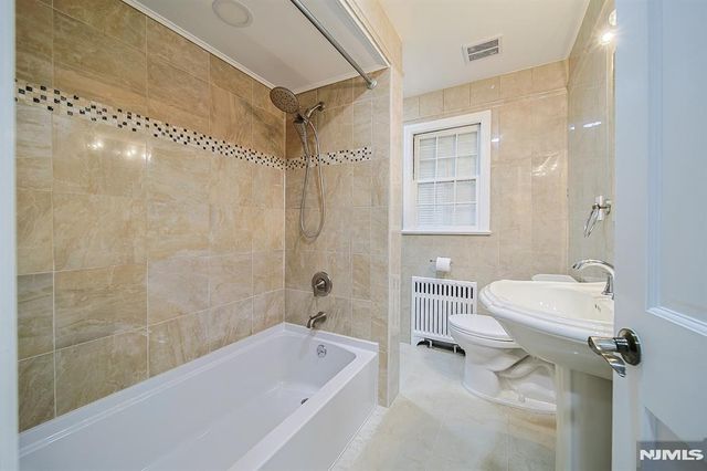 18 Lakeview Avenue 181, Leonia, NJ 07605