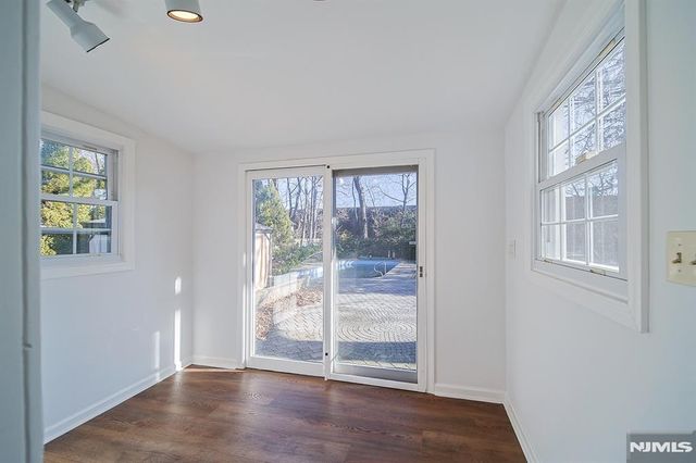 18 Lakeview Avenue 181, Leonia, NJ 07605