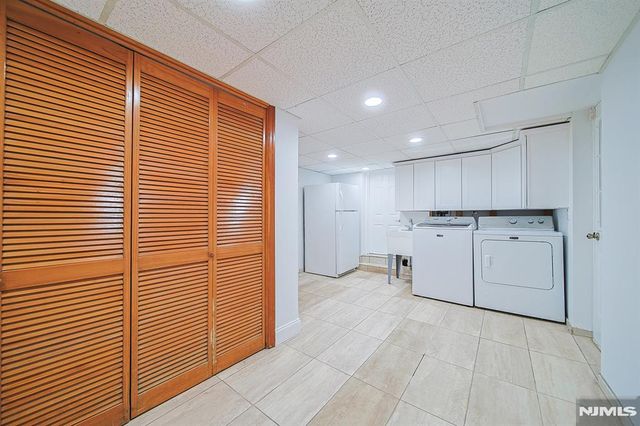 18 Lakeview Avenue 181, Leonia, NJ 07605