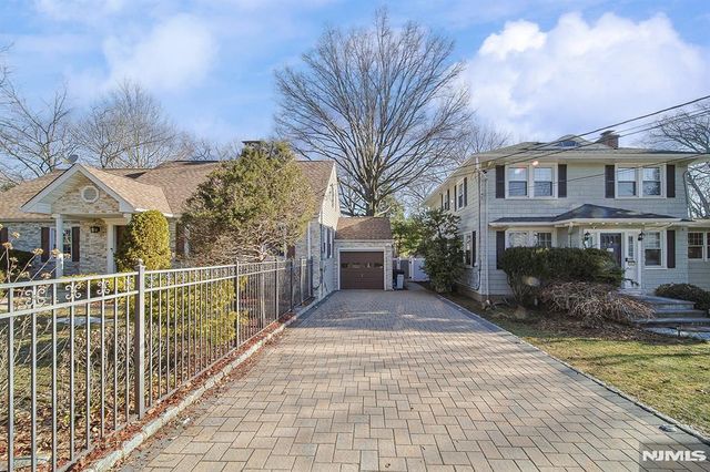 18 Lakeview Avenue 181, Leonia, NJ 07605