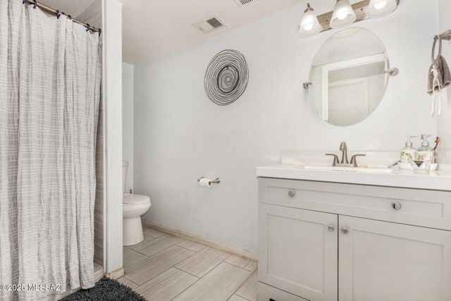 453 E Calle Socorro, Nogales, AZ 85621