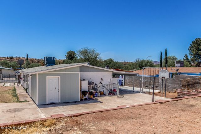 453 E Calle Socorro, Nogales, AZ 85621
