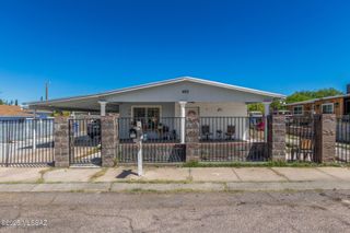 453 E Calle Socorro, Nogales, AZ 85621