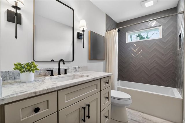 12080 Mountain Laurel Drive, Roswell, GA 30075