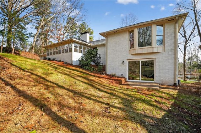 12080 Mountain Laurel Drive, Roswell, GA 30075
