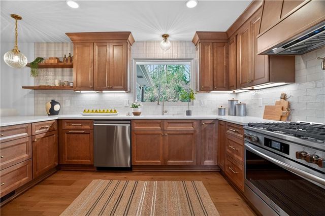 12080 Mountain Laurel Drive, Roswell, GA 30075