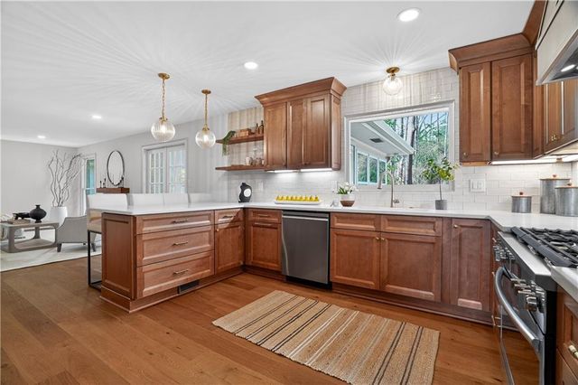 12080 Mountain Laurel Drive, Roswell, GA 30075