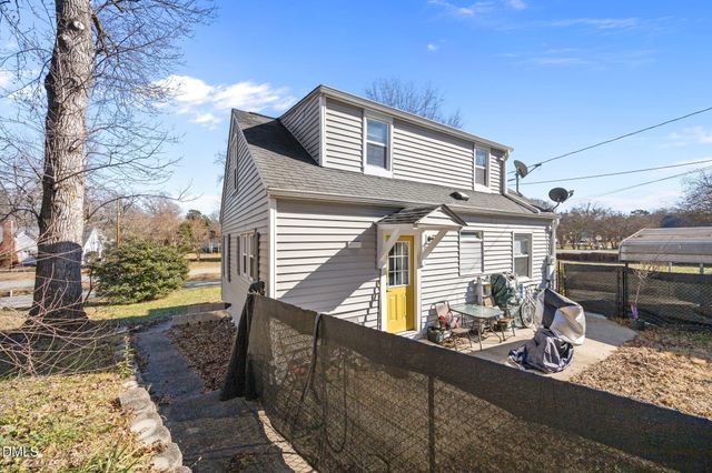 417 Piedmont Way, Burlington, NC 27217