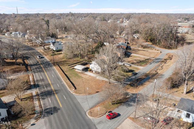 417 Piedmont Way, Burlington, NC 27217