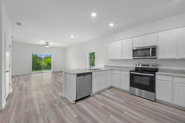 921 SW Paar Drive, Port St. Lucie, FL 34953