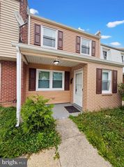 465 BARRISTER PL, Dover, DE 19901