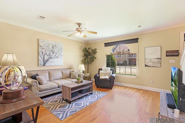 2128 Cypress Hall Alley, Baton Rouge, LA 70820