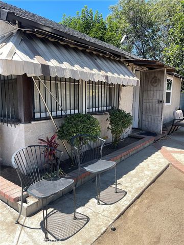 10605 Laurel Canyon, Los Angeles, CA 91331