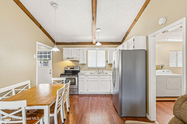 1111 Grapefruit Road SE, Palm Bay, FL 32909