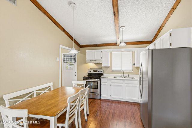 1111 Grapefruit Road SE, Palm Bay, FL 32909