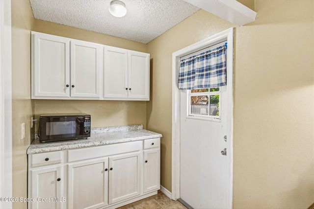 1111 Grapefruit Road SE, Palm Bay, FL 32909