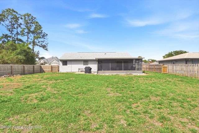 1111 Grapefruit Road SE, Palm Bay, FL 32909