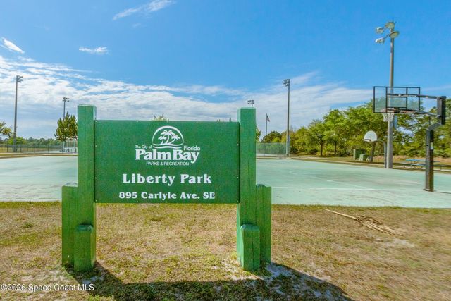 1111 Grapefruit Road SE, Palm Bay, FL 32909