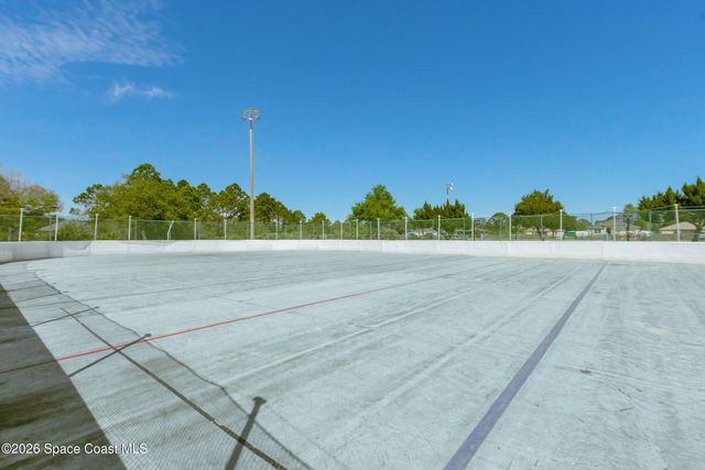 1111 Grapefruit Road SE, Palm Bay, FL 32909