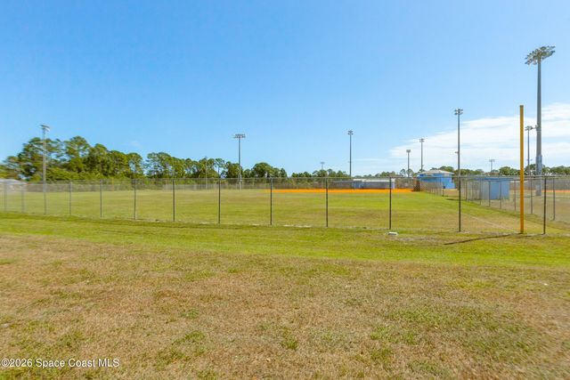 1111 Grapefruit Road SE, Palm Bay, FL 32909