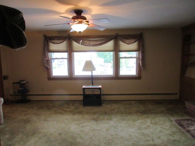 383 ROWE Avenue, Pembroke, NH 03275