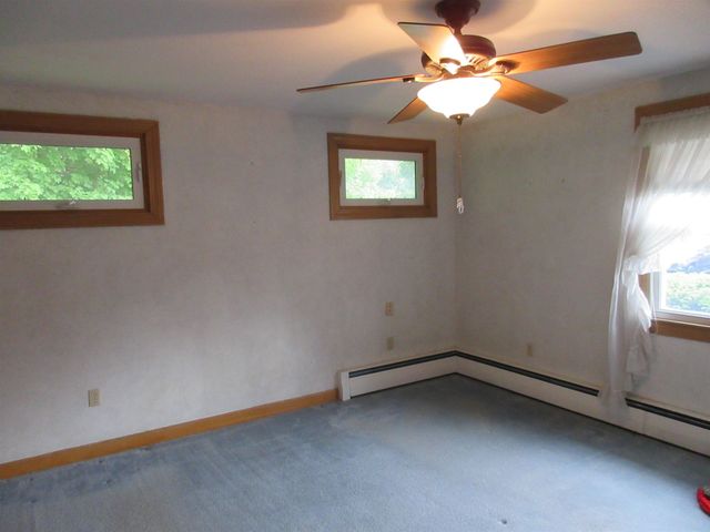 383 ROWE Avenue, Pembroke, NH 03275