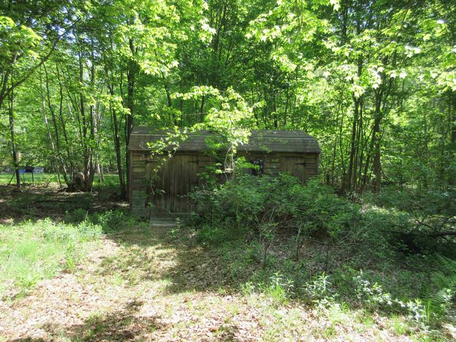 383 ROWE Avenue, Pembroke, NH 03275