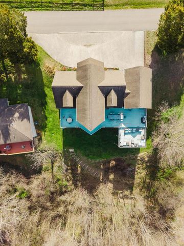 333 Old Waitsboro Road, Bronston, KY 42518