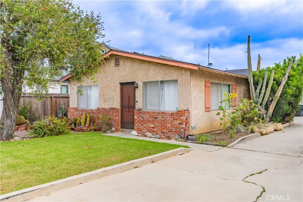 218 E 16th, Costa Mesa, CA 92627 — exterior