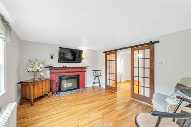 31 Delprete Ave, Rockland, MA 02370