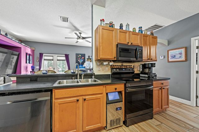 1302 Coverbrook Lane, Sebastian, FL 32958