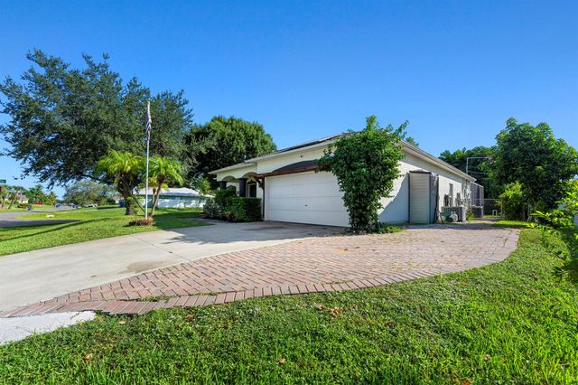 1302 Coverbrook Lane, Sebastian, FL 32958