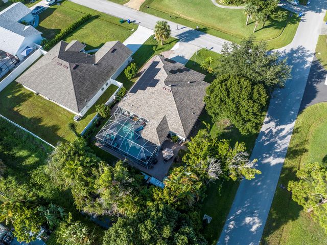 1302 Coverbrook Lane, Sebastian, FL 32958