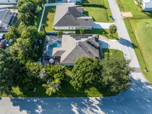 1302 Coverbrook Lane, Sebastian, FL 32958